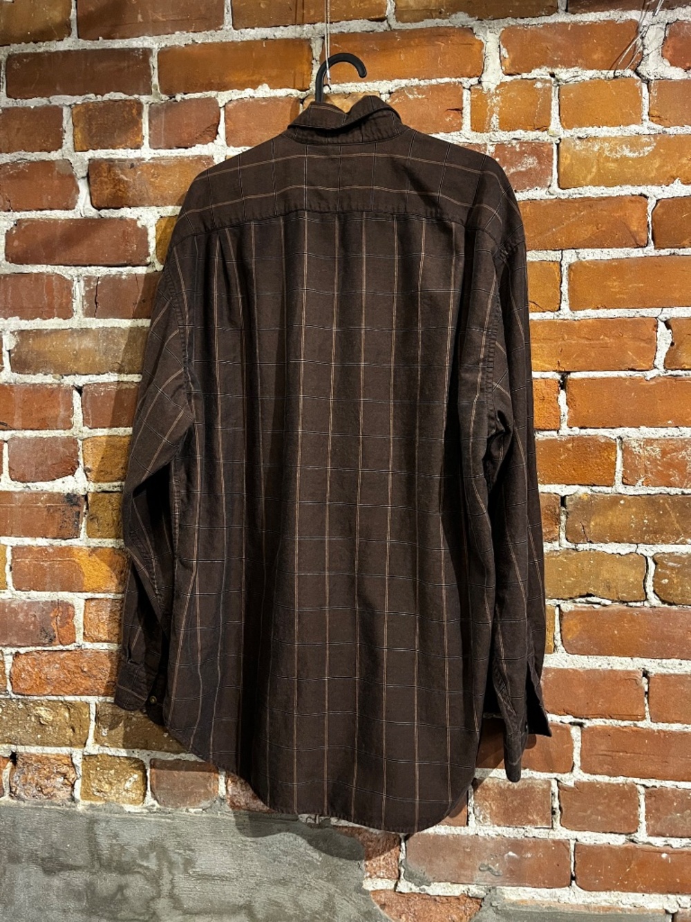 Vitnage North 44 Brown Plaid Button Up Shirt - Picture 4 of 4